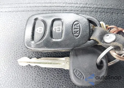 2011 Kia Sportage Lx z USA, uszkodzony, nr VIN KNDPB3A27B7122875